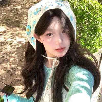 她比烟花寂寞